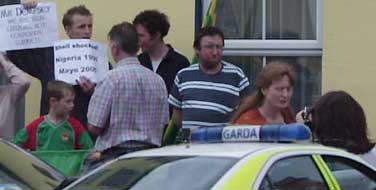 Gardai patrol Rossport 5 protestors at MacGill Summer School, Glenties 21/7/05
