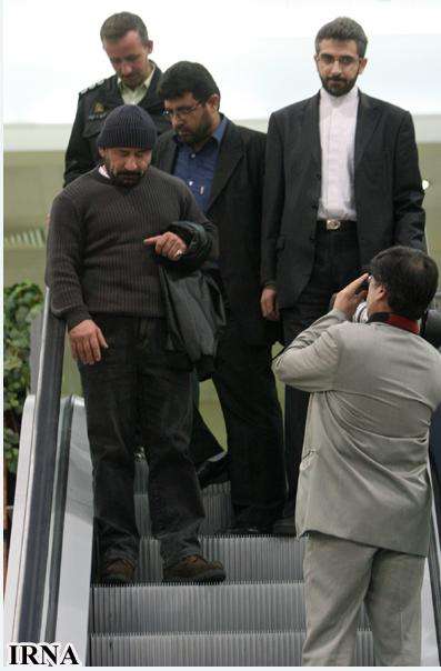 Darabi Arrives To Official Welcome In Tehran.