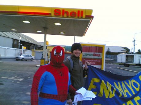 Pat a.k.a. Spiderman supports the Shell to Sea campaign, Cork Oct 2006