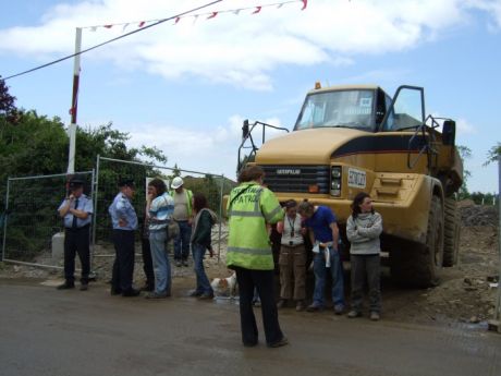 Heritage patrol and backed up machinery Roestown June 1 2007