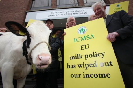 dairy_farmers_protest3.jpg