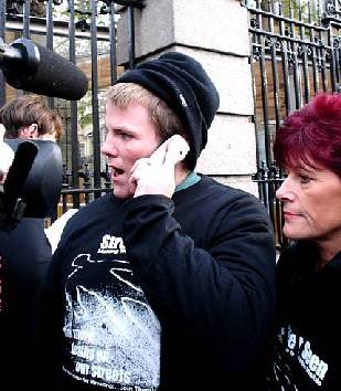 C'mere Now And I'll Tell Ya ... Tommy On The Phone To The Taoiseach's Office