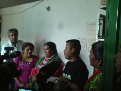  L to R,  Abel, director of Tlachinollan Rights Centre, Obtilia Eugenia leader of OPIM, Jacinta, Raul Hernandez and Magdelena being interviewed inside the jail