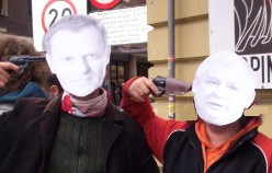 Warsaw Boycott Election Action - Tusk, PO leader and Kaczynski, PiS leader